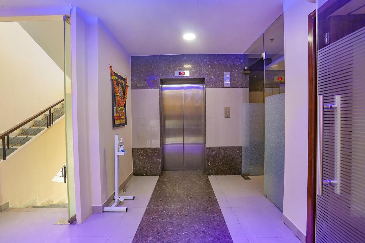 Fabhotel Royal International Mumbai  Buitenkant foto