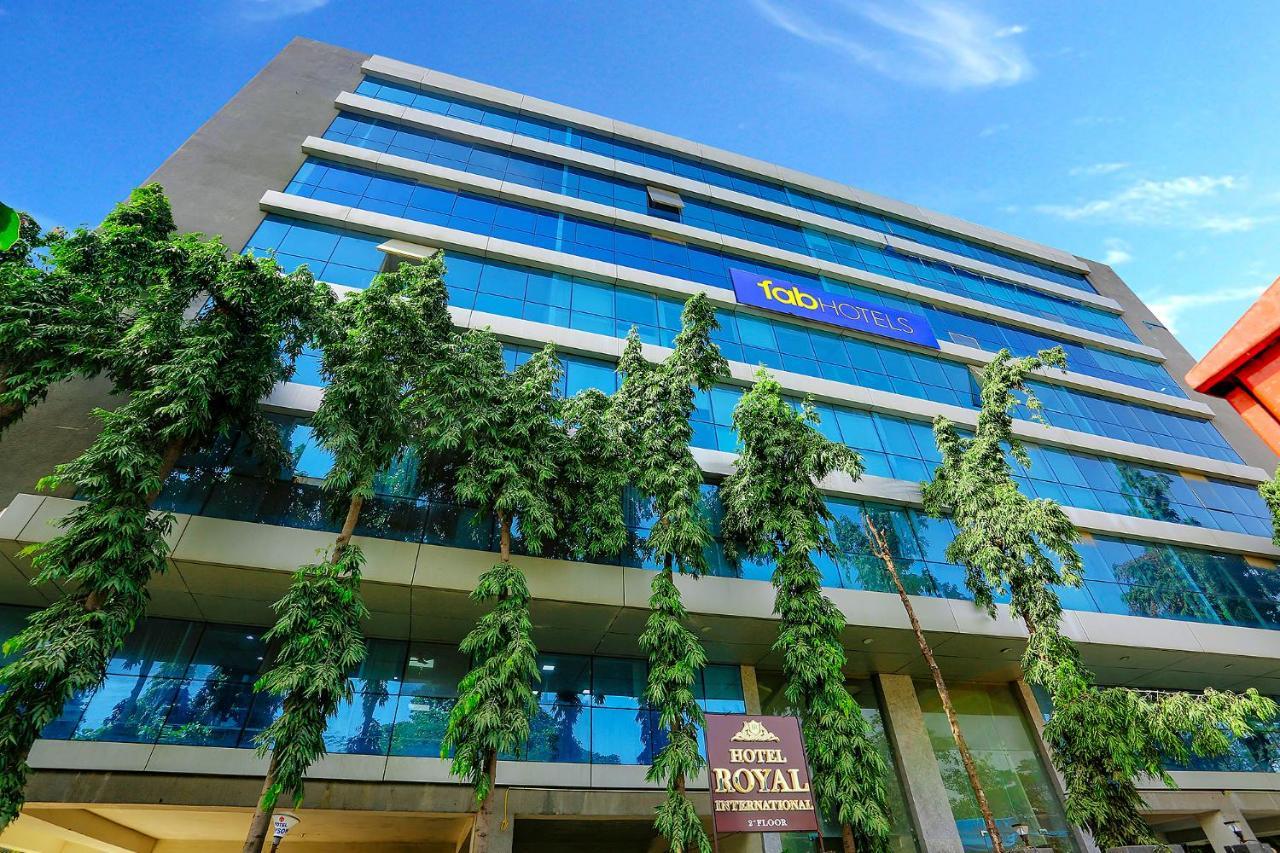 Fabhotel Royal International Mumbai  Buitenkant foto