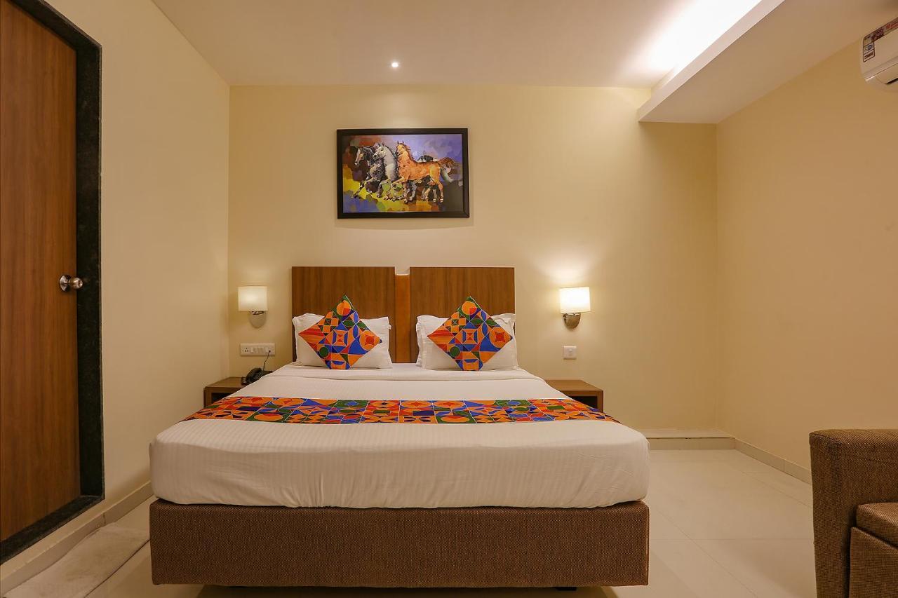 Fabhotel Royal International Mumbai  Buitenkant foto