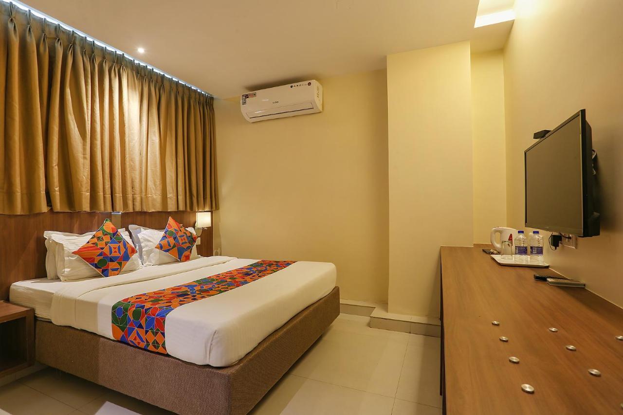 Fabhotel Royal International Mumbai  Buitenkant foto