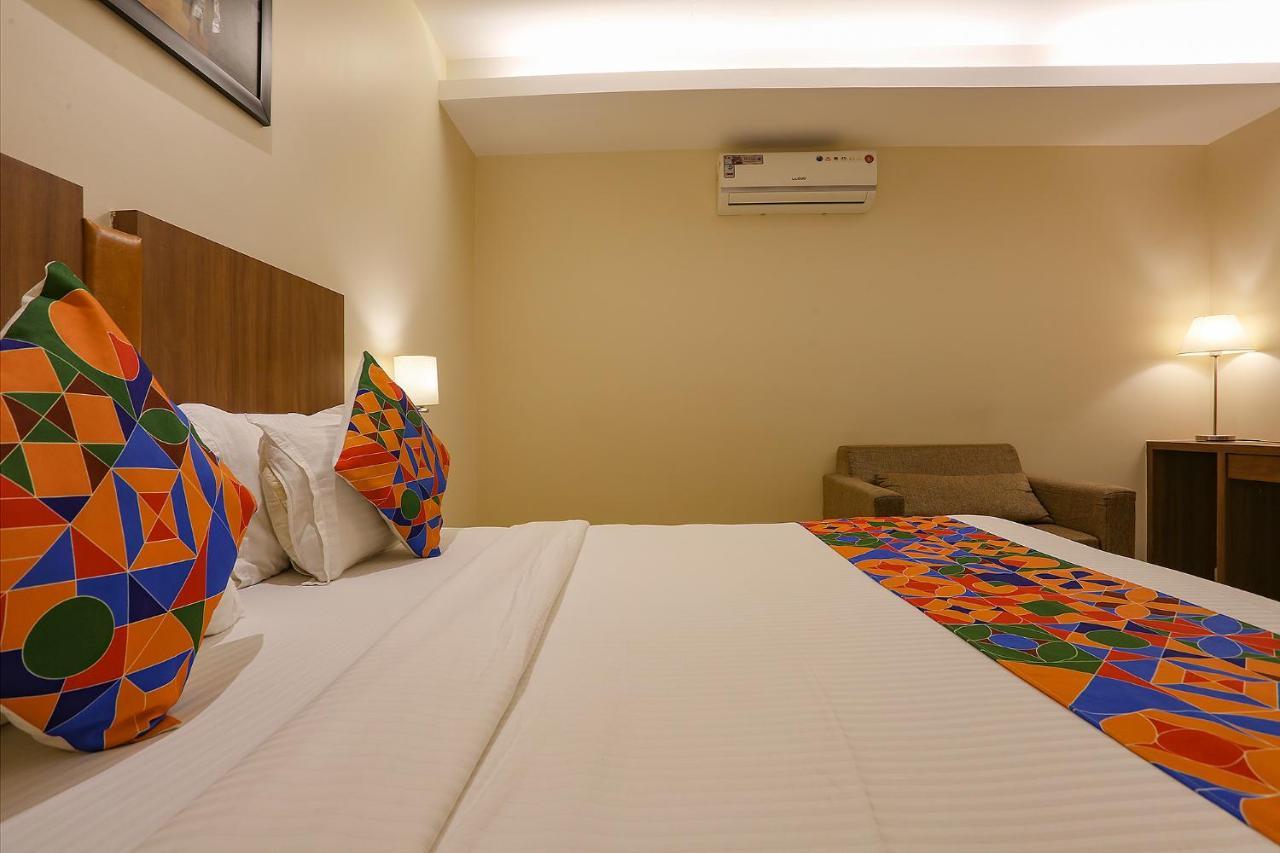 Fabhotel Royal International Mumbai  Buitenkant foto